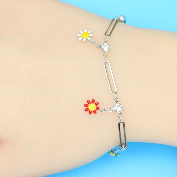 Chic & Stylish Bracelet – A Thoughtful Gift for Women and Girls, DYC1071 - Picture 6 of 9